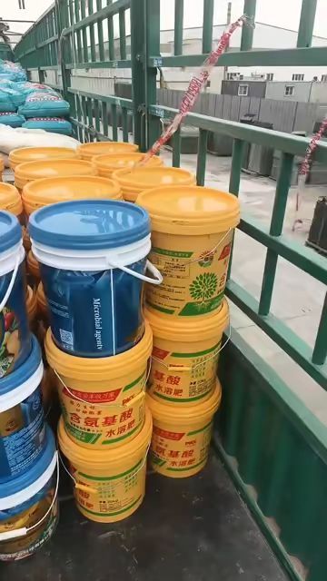 水溶肥搭配有机肥发一车，有需要的老板联系我